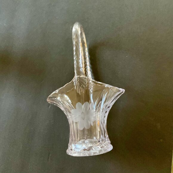 VINTAGE FLOWER VASE EUC - Picture 1 of 5